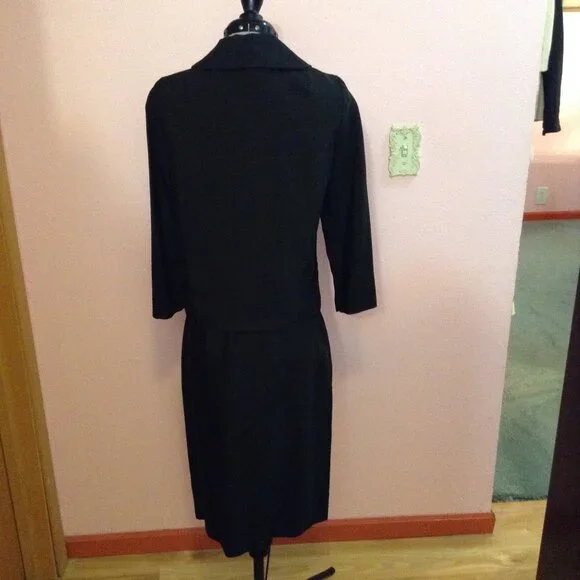 Vintage 1960s Black Skirt Suit with Peter Pan Collar - Picture 2 of 4